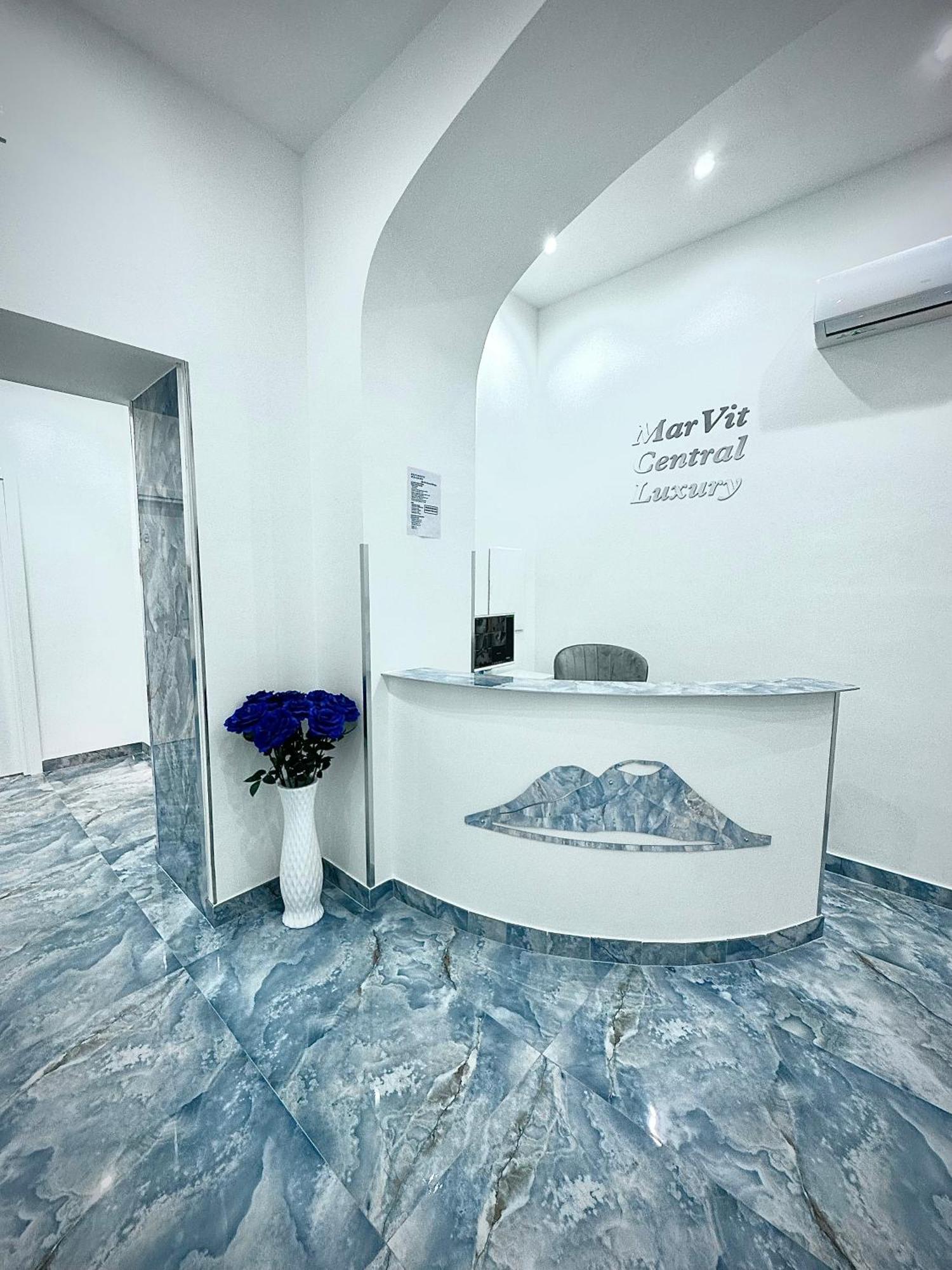 Marvit Central Luxury Napels Buitenkant foto