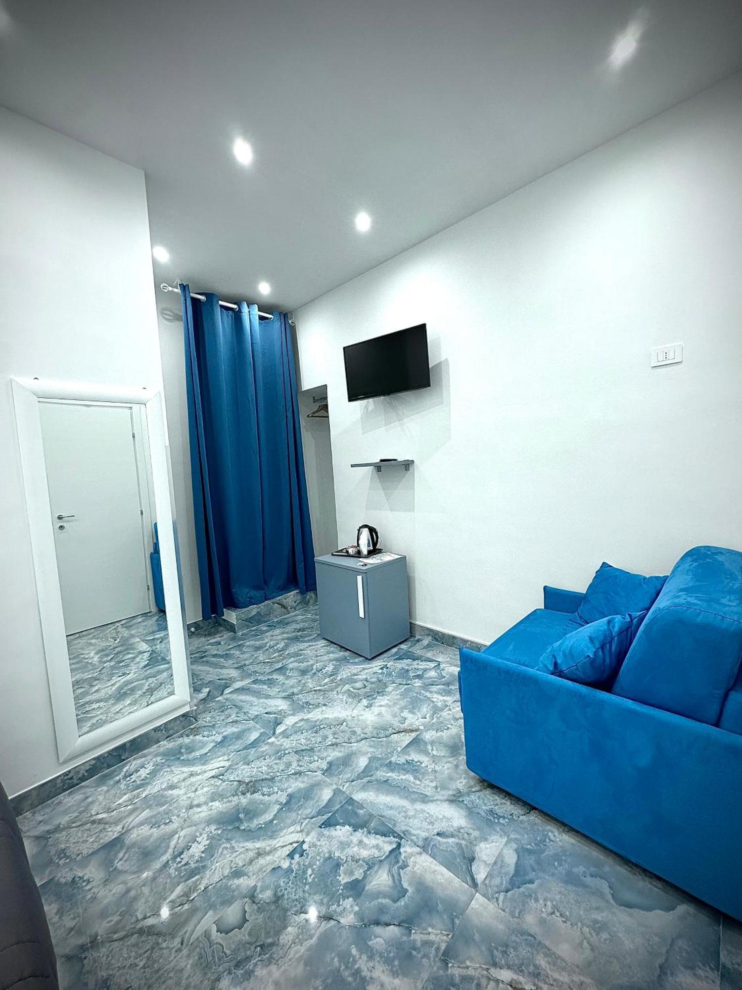 Marvit Central Luxury Napels Buitenkant foto