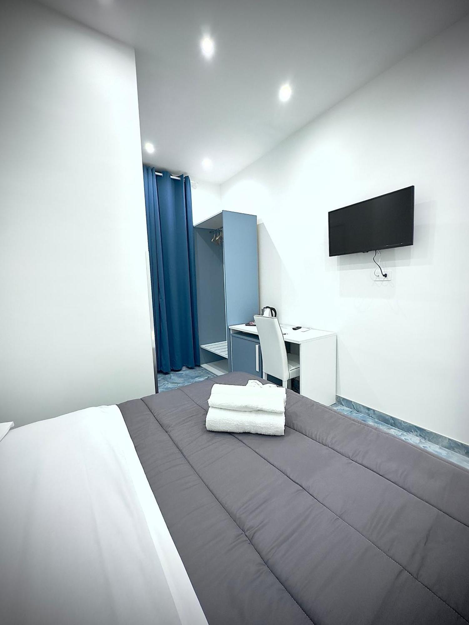 Marvit Central Luxury Napels Buitenkant foto
