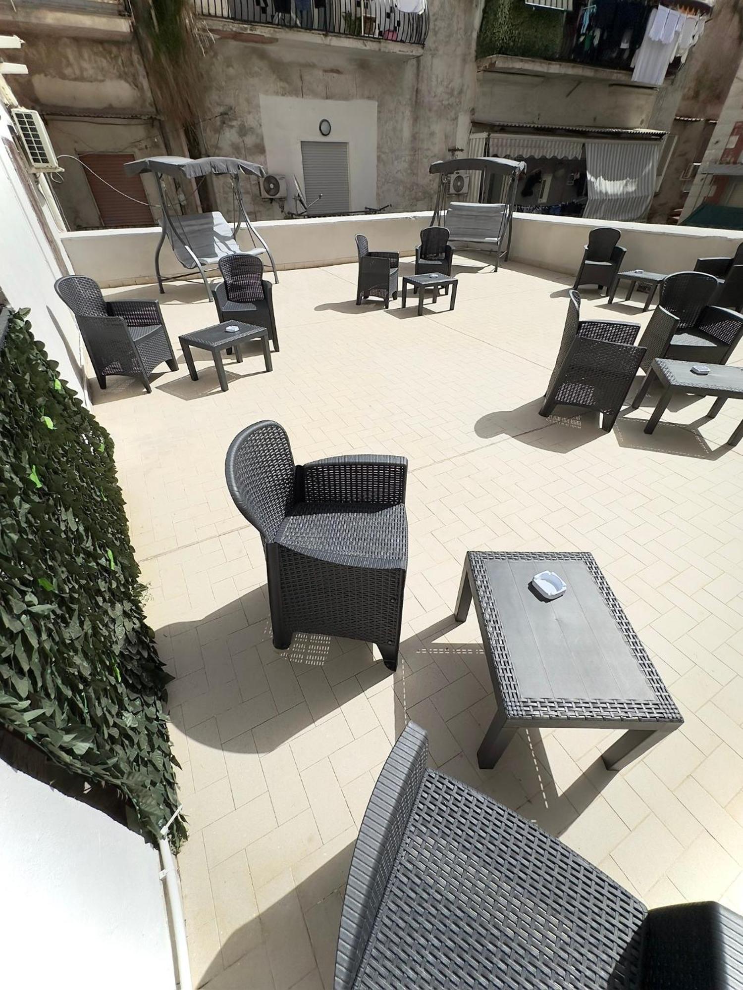 Marvit Central Luxury Napels Buitenkant foto
